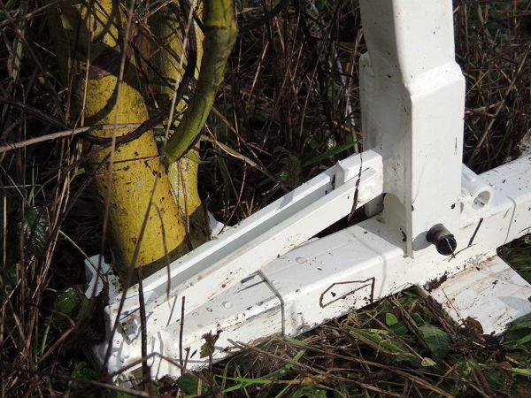 Pullerbear Tree Puller and Weed Puller – Extracts Small Trees and Weeds, Roots and All